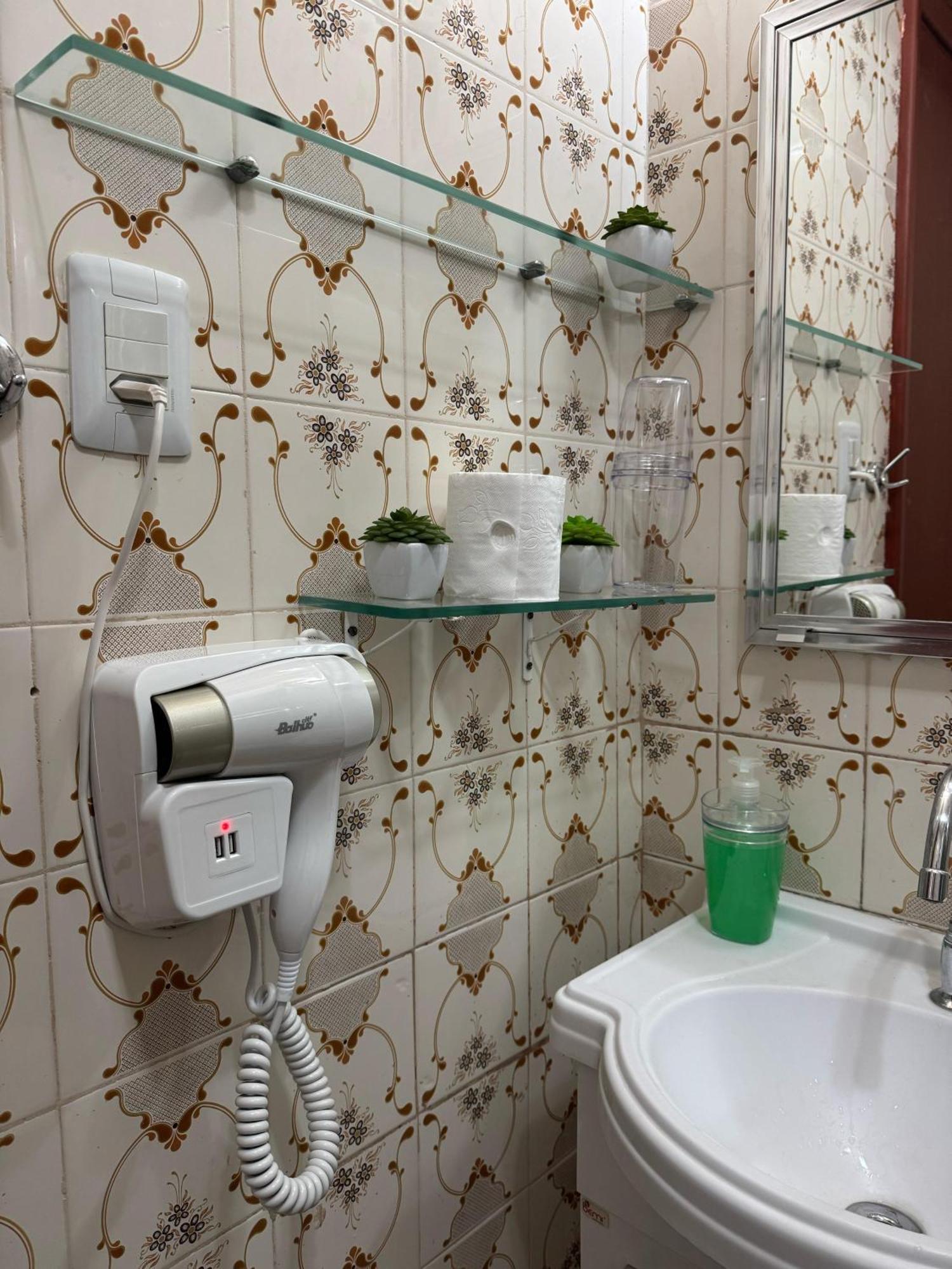 Proximo Ao Copacabana Palace Posto 3 Cm29-701 Apartamento